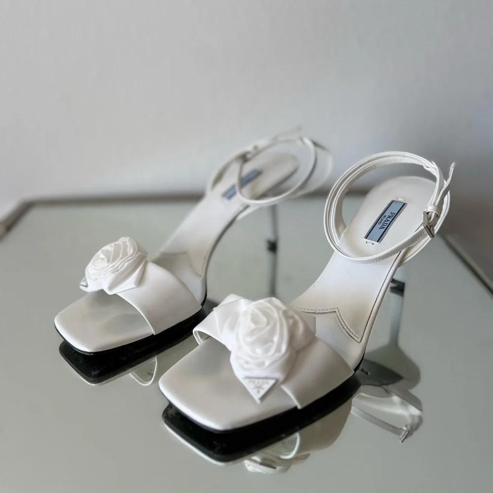 EUC PRADA Rosette leather sandals 41 - Picture 6 of 15